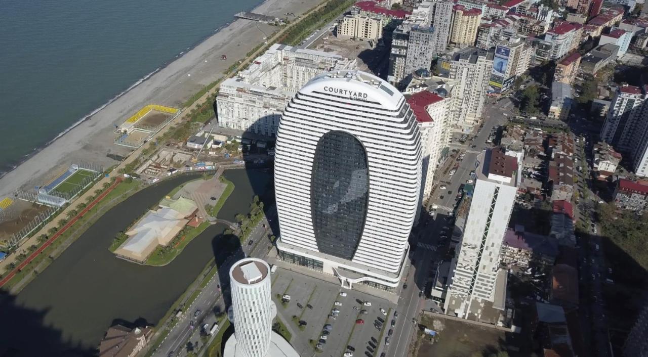 Your Sunshine Apartments Batumi Bagian luar foto