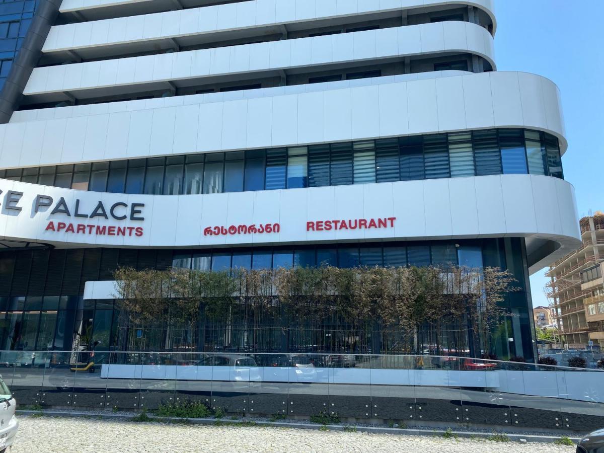 Your Sunshine Apartments Batumi Bagian luar foto