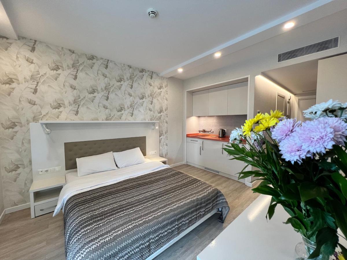 Your Sunshine Apartments Batumi Bagian luar foto