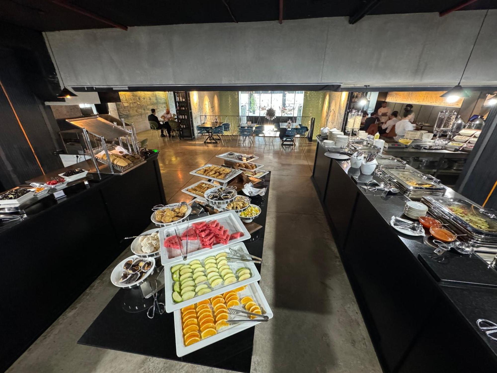 Your Sunshine Apartments Batumi Bagian luar foto